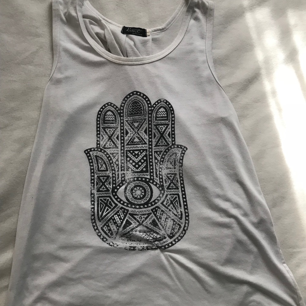 Tank top with a open back